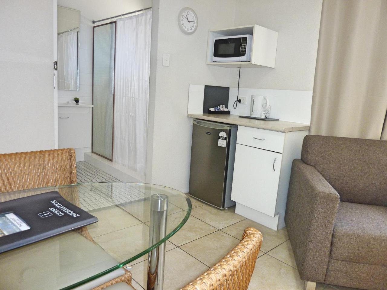 Jadran Motel & El Jays Holiday Lodge Gold Coast Exterior photo